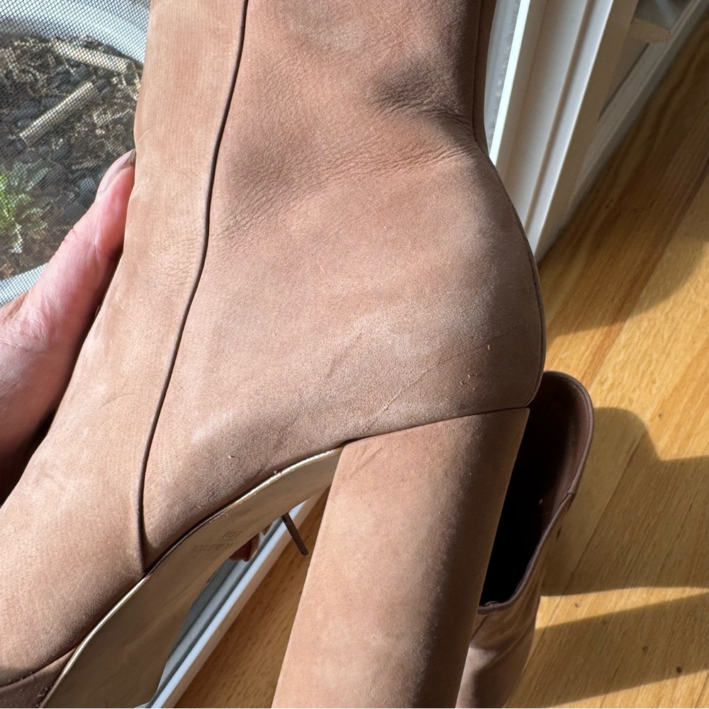 Steve Madden Gwendly Suede Platform Boot, Size 9 - Picture 9 of 11